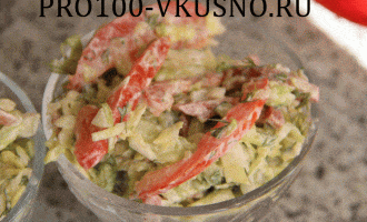 Салат из капусты с колбасой